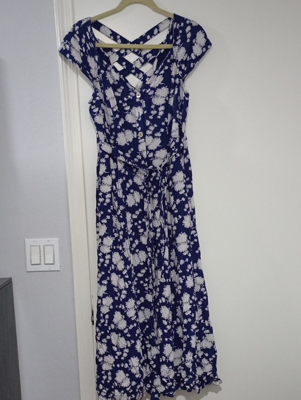 Anthropologie Maeve Blue and White Floral Maxi Dress with Crisscross Back Size 6